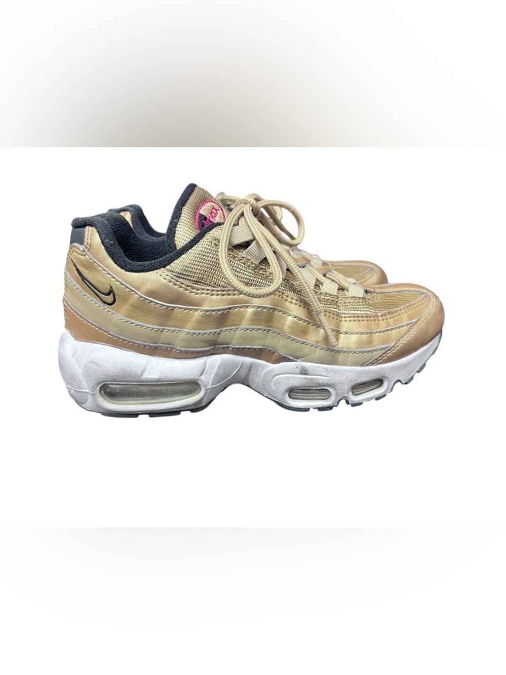 Nike air max 95 metallic gold Sz 6
